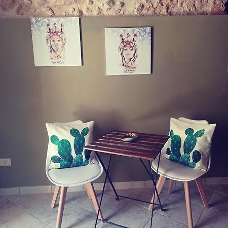 Casa Vacanza Na Zia Agnese Noto Luaran gambar