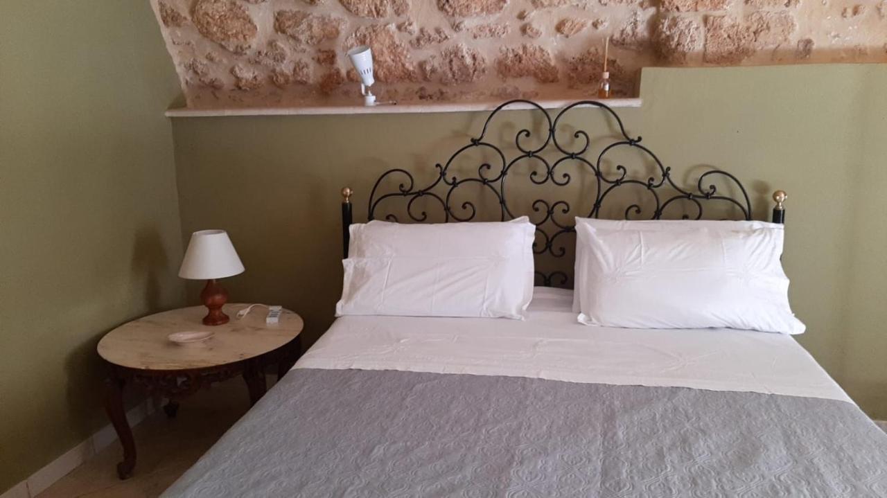 Casa Vacanza Na Zia Agnese Noto Luaran gambar